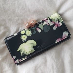 Ted Baker Bobble Wallet